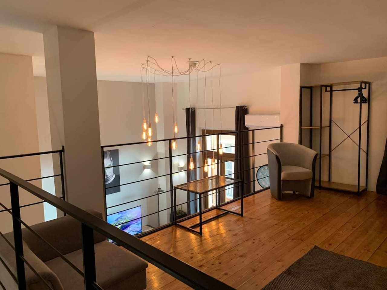 Апартаменты My Exclusive Cavour Loft Da Sogno A Кальяри Экстерьер фото