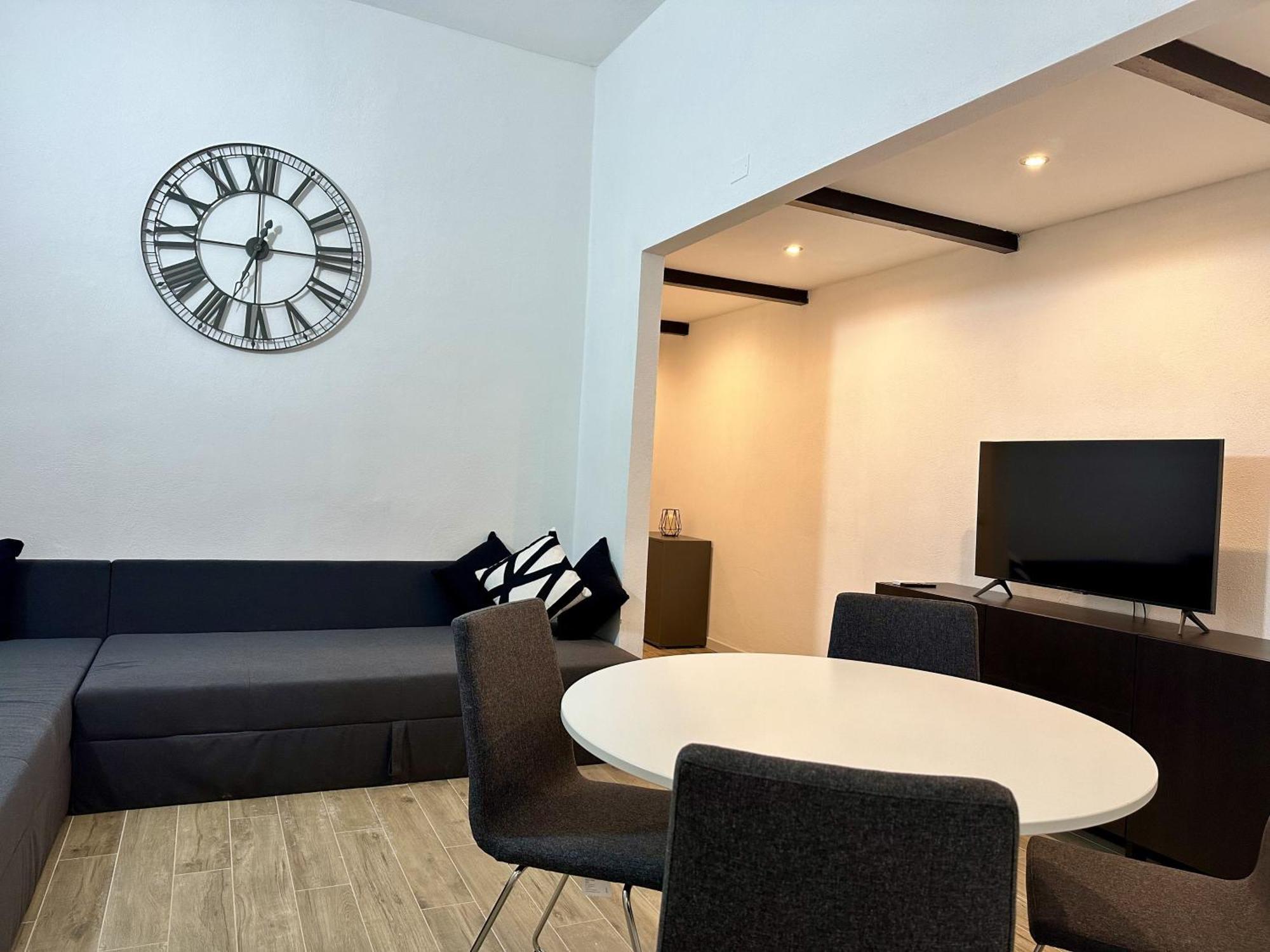 Апартаменты My Exclusive Cavour Loft Da Sogno A Кальяри Экстерьер фото