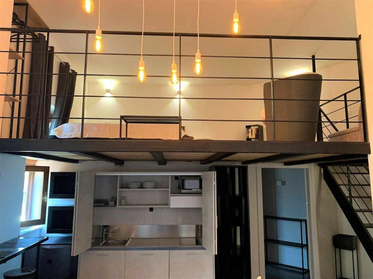 Апартаменты My Exclusive Cavour Loft Da Sogno A Кальяри Экстерьер фото